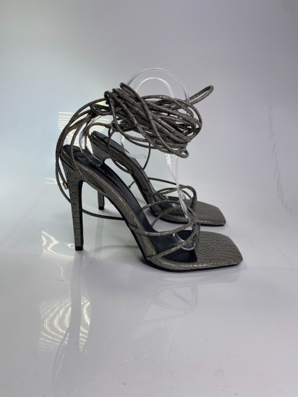 Azalea Wang Women's Marquez Grey Croc Strap Up Stiletto Sandals Sz 8.5